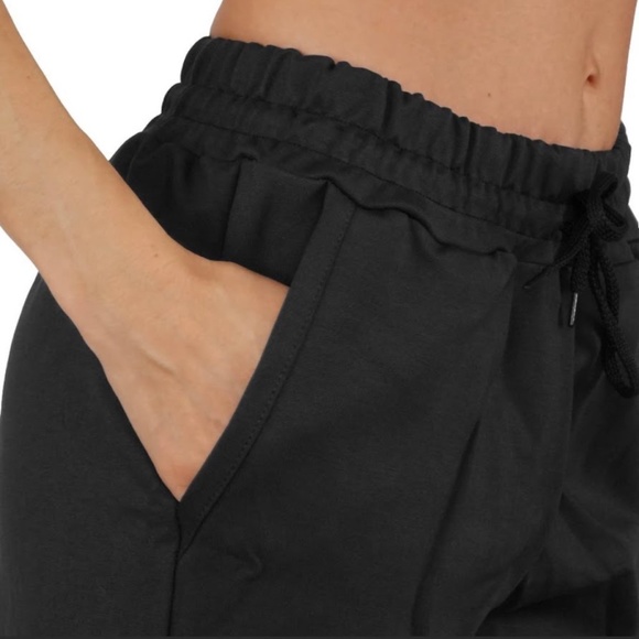 NEW Bermuda Long Shorts Jersey Material  (1) SM & (1) XL Left 👋 - Picture 2 of 14